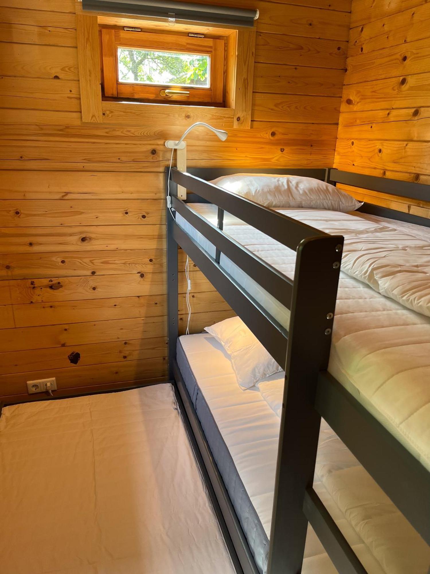 Luxe En Ruim Chalet Met Airco Bij Leekstermeer Matsloot Екстериор снимка